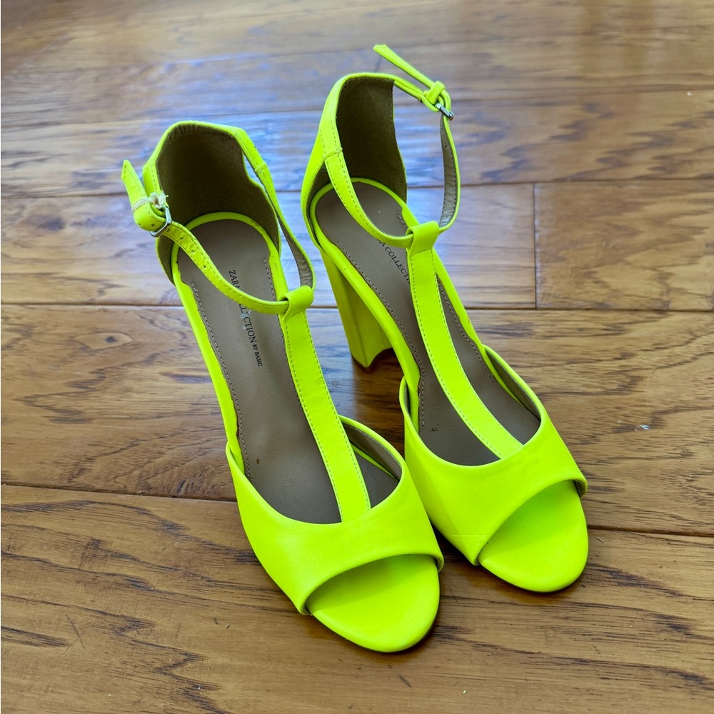 ZARA Neon Yellow T-Strap Block Heel Sandals 6.5 Lime Green Fluo Bright Party Pop - Picture 12 of 14